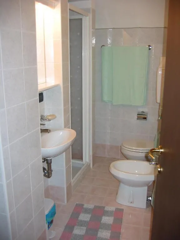B&B Antiche Mura Puegnago del Garda Bed & Breakfast
